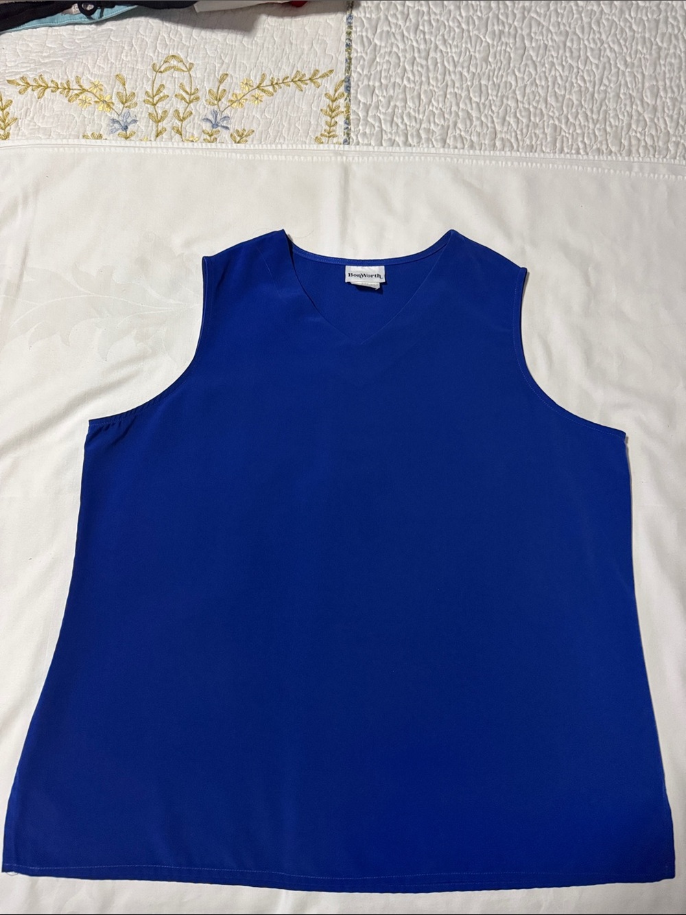 BonWorth royal blue sleeveless top. Size ( see measurements)